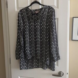 Chico's Black and White Geometric Long-Sleeve Blouse